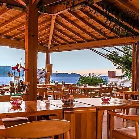 Lycia Hotel 4*